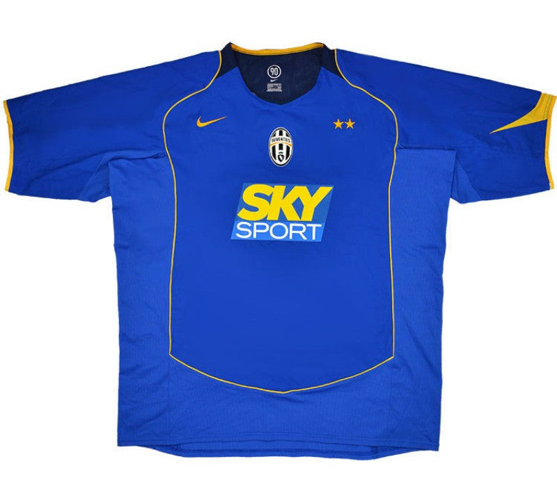 U7IMNXnRbAjwJ6l Juventus Away 2004 - Image 1